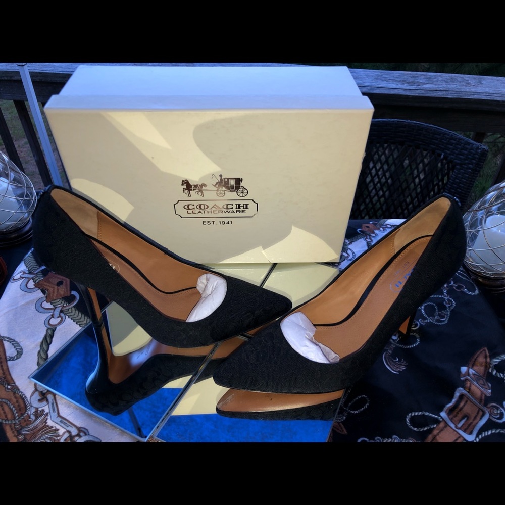 SOLD!!!! Coach size 6 heels